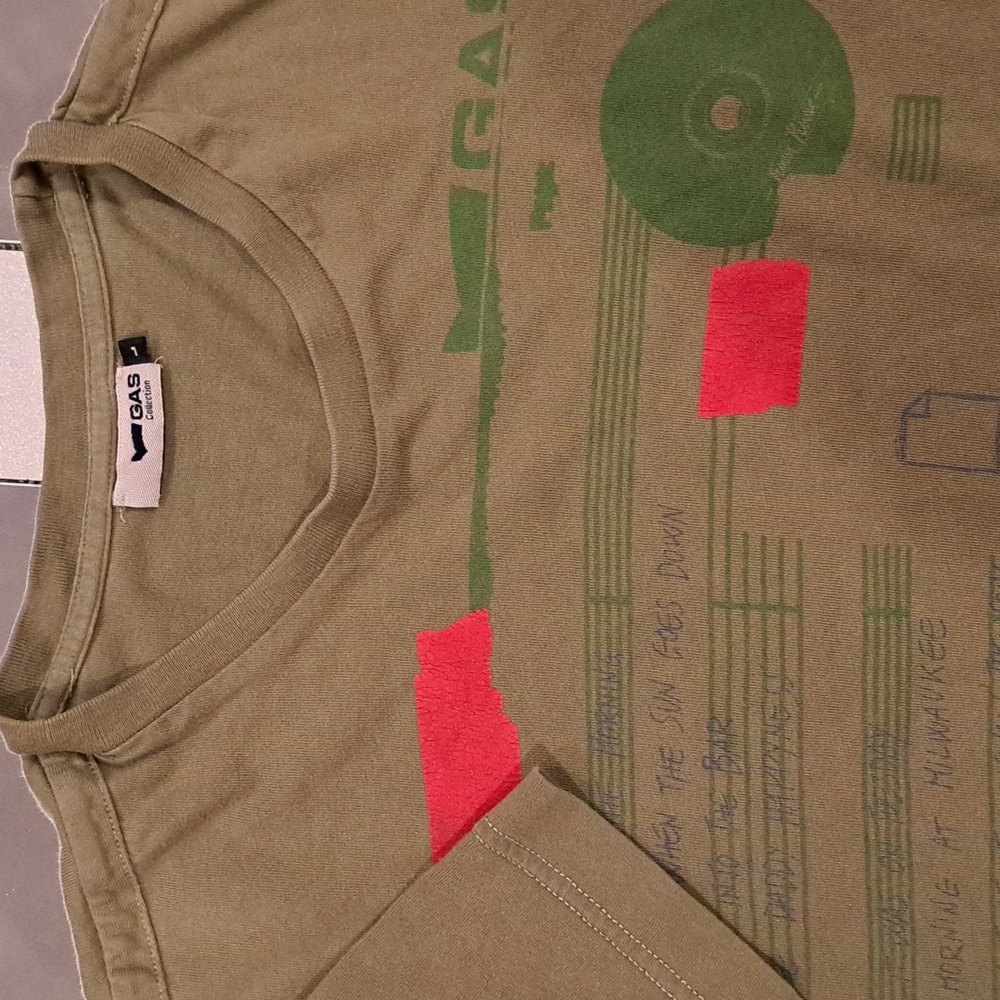Gas, Size Large, Olive Green Short Sleeve T-shirt